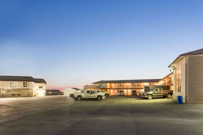 Imagen general del Hotel Moosejaw Inn. Foto 8