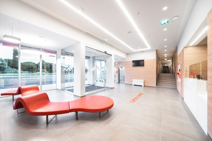 Imagen del bar/restaurante del Hotel Moov Oeiras. Foto 8