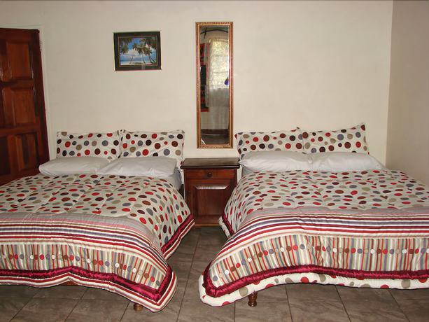 Imagen de la habitación del Hotel Mopani Lodge. Foto 6