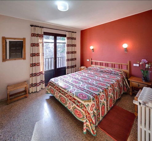 Imagen de la habitación del Hotel Mora. Foto 5