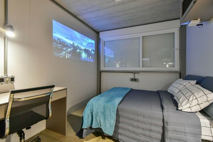 Imagen de la habitación del Hotel Mora Rocks. Foto 14