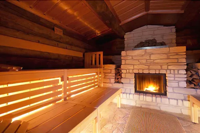 Imagen de la piscina del Hotel Morada Strandhotel Ostseebad K&uuml;hlungsborn. Foto 16