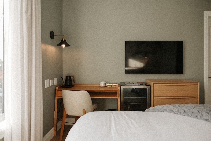 Imagen de la habitación del Hotel Morado. Foto 5