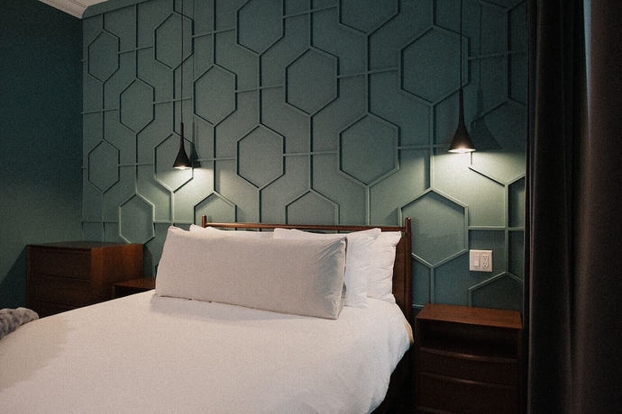 Imagen de la habitación del Hotel Morado. Foto 9