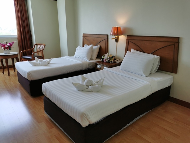 Imagen de la habitación del Hotel Morakot Chumphon. Foto 9
