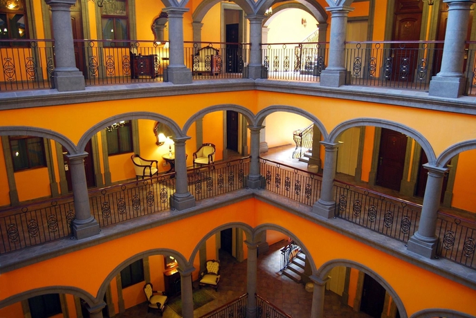 Imagen de los interiores del Hotel Morales Historical and Colonial Downtown Core. Foto 10