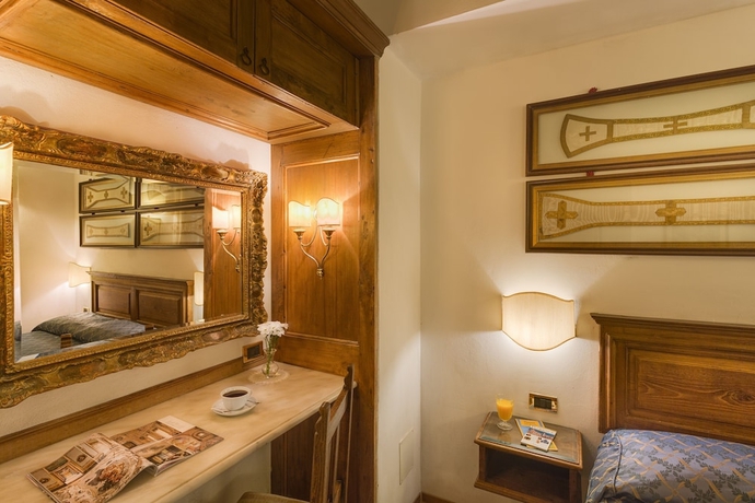 Imagen de la habitación del Hotel Morandi Alla Crocetta. Foto 3