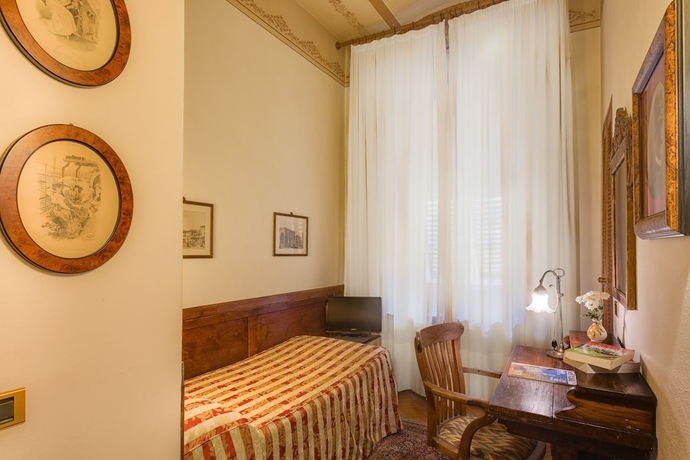Imagen de la habitación del Hotel Morandi Alla Crocetta. Foto 12
