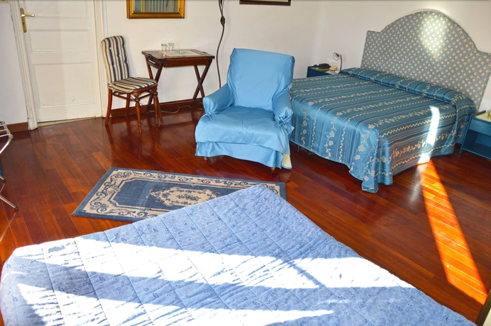 Imagen de la habitación del Hotel Morandi, San Remo. Foto 15