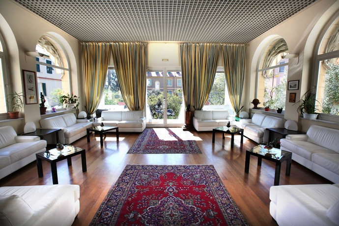 Imagen de los interiores del Hotel Morandi, San Remo. Foto 16