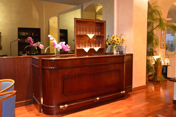 Imagen del bar/restaurante del Hotel Morandi, San Remo. Foto 7