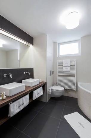 Imagen de la habitación del Hotel Morava, Otrokovice. Foto 16