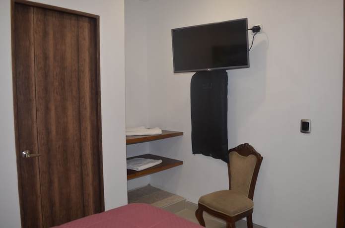 Imagen de la habitación del Hotel Morazul. Foto 6
