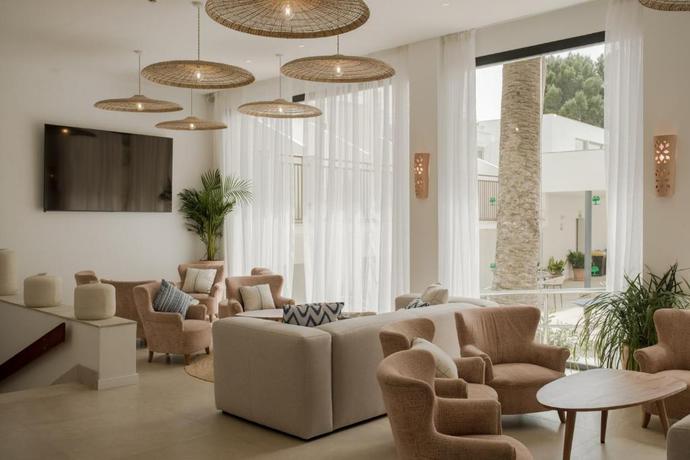 Imagen de los interiores del Hotel More, Alcudia. Foto 12