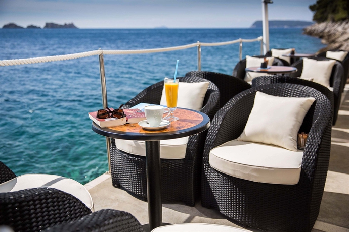 Imagen del bar/restaurante del Hotel More, Dubrovnik. Foto 4