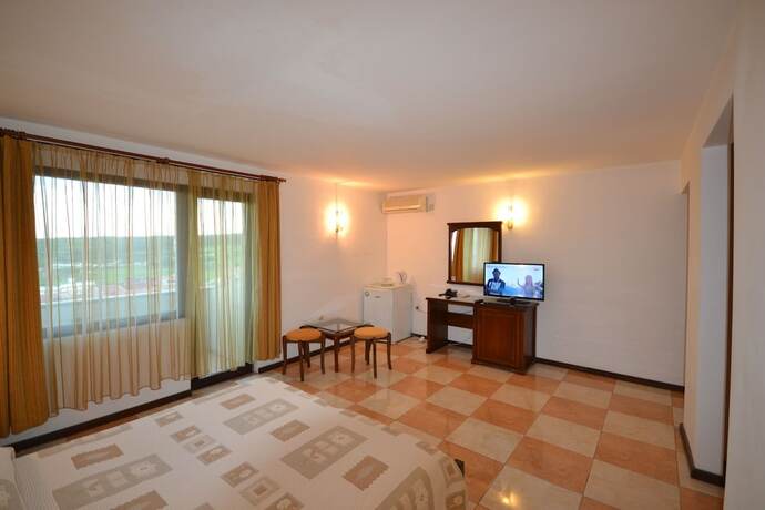 Imagen de la habitación del Hotel More, Sozopol. Foto 13
