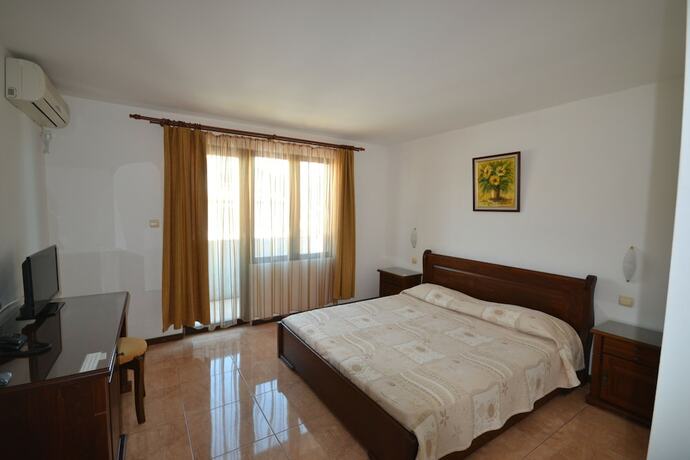 Imagen de la habitación del Hotel More, Sozopol. Foto 16
