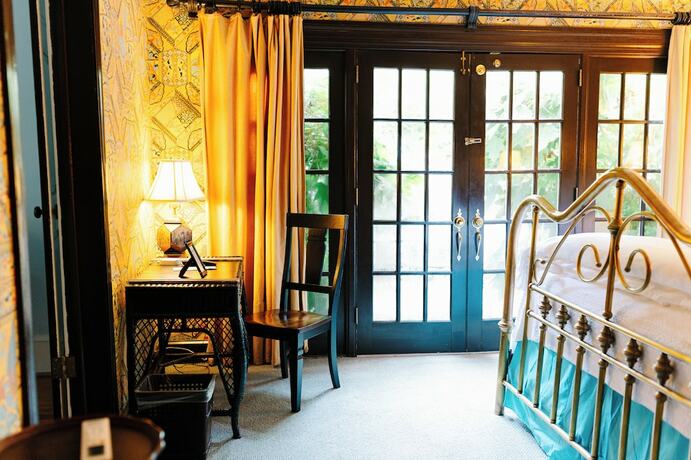 Imagen general del Hotel Morehead Inn. Foto 10