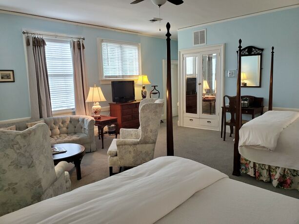 Imagen de la habitación del Hotel Morehead Inn. Foto 18