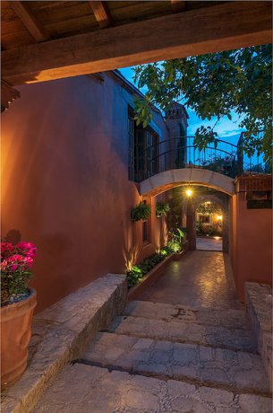 Imagen de los exteriores del Hotel Morelia Boutique Villa Italia, Morelia. Foto 14
