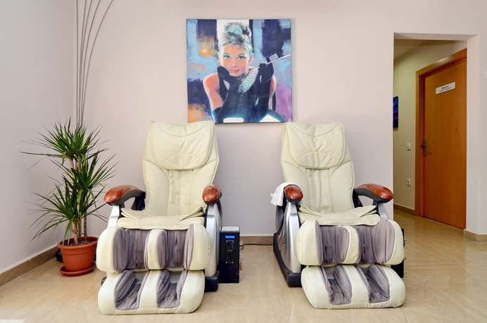 Imagen de los interiores del Hotel Moremar. Foto 12