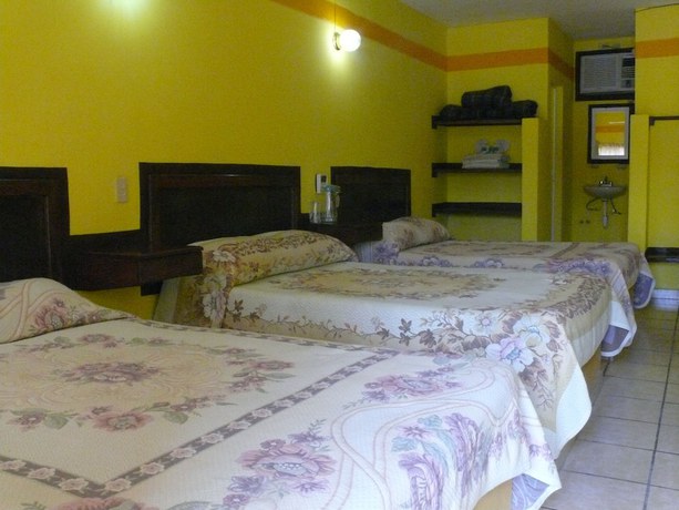Imagen de la habitación del Hotel Moreno, Ciudad Valles. Foto 9