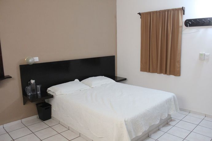 Imagen de la habitación del Hotel Moreno, Ciudad Valles. Foto 14