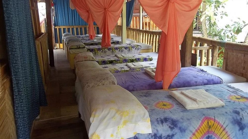 Imagen de los interiores del Hotel Moreno's Cottages. Foto 14