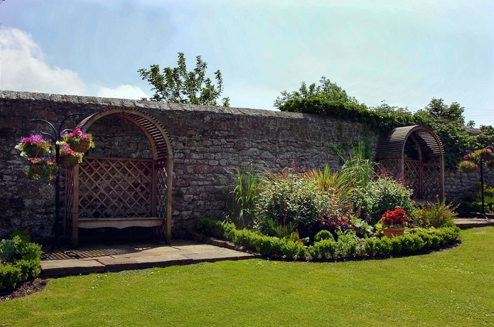 Imagen de los exteriores del Hotel Moresby Hall. Foto 17