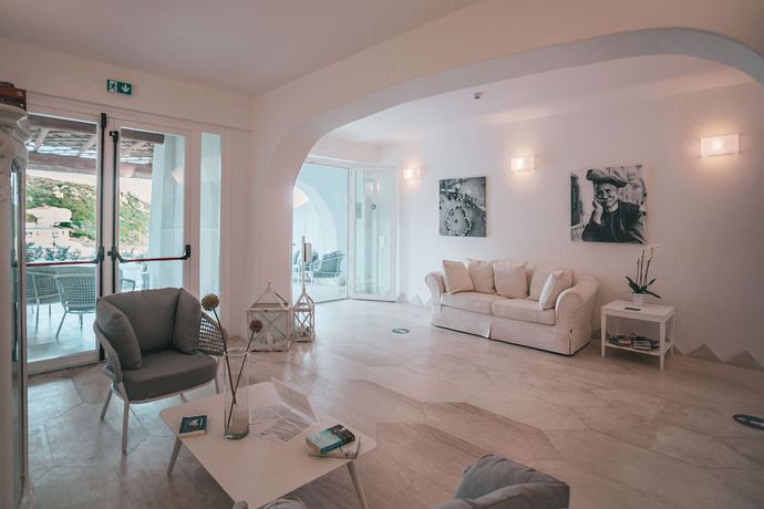 Imagen de los interiores del Hotel Moresco, Santa Teresa Gallura. Foto 18