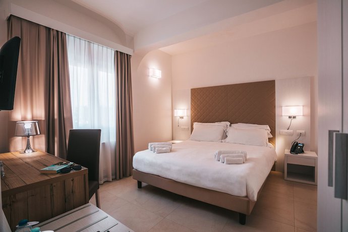 Imagen de la habitación del Hotel Moresco, Santa Teresa Gallura. Foto 14