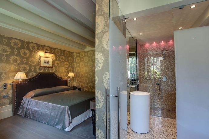 Imagen de la habitación del Hotel Moresco, Venecia. Foto 2