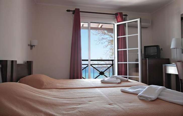 Imagen de la habitación del Hotel Morfeas, Dio-Olympos. Foto 16