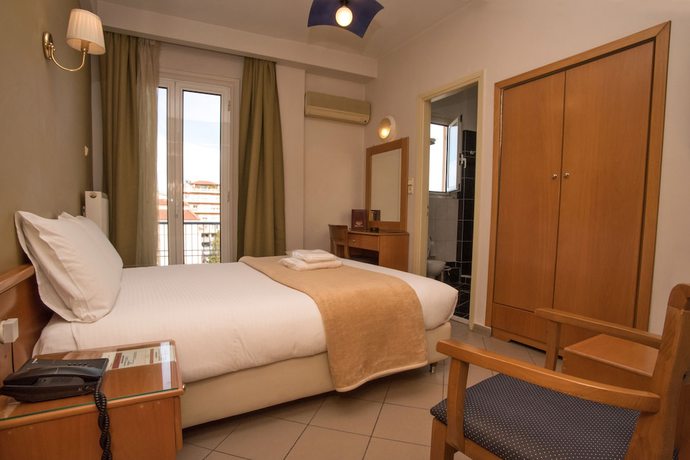 Imagen de la habitación del Hotel Morfeas. Foto 17