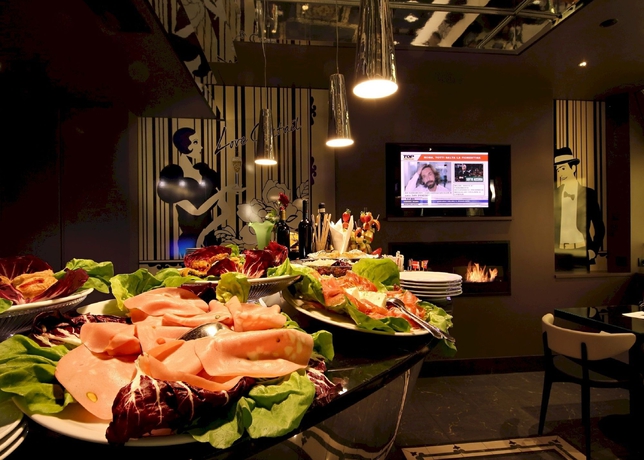 Imagen de los interiores del Hotel Morfeo. Foto 9