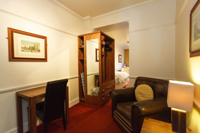 Imagen de la habitación del Hotel Morgan. Foto 13