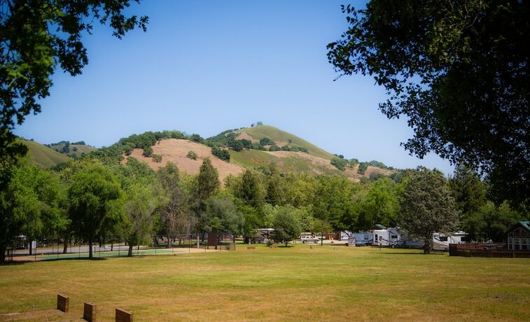 Imagen general del Hotel Morgan Hill Rv Resort - Campsite. Foto 14