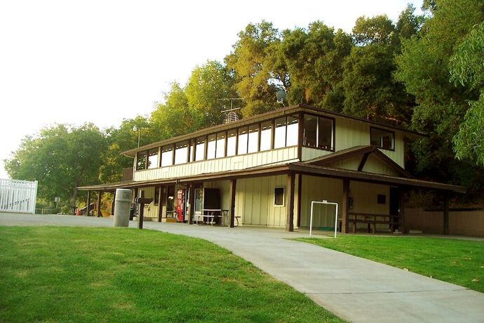 Imagen general del Hotel Morgan Hill Rv Resort - Campsite. Foto 16
