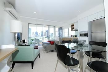 Imagen de la habitación del Hotel Morgan Suites. Foto 3