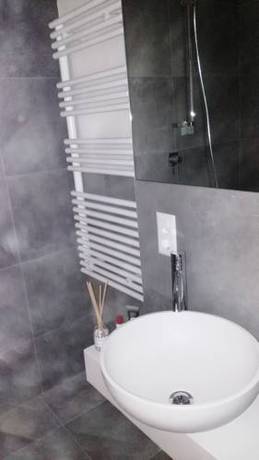 Imagen de la habitación del Hotel Morgana, Mendrisio. Foto 13