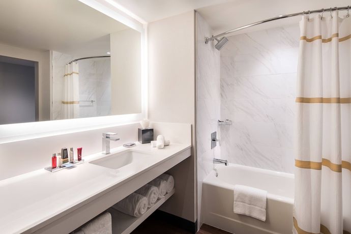 Imagen de la habitación del Hotel Morgantown Marriott at Waterfront Place. Foto 4