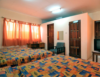 Imagen de la habitación del Hotel Morgut. Foto 5