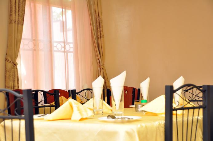 Imagen del bar/restaurante del Hotel Morika. Foto 3