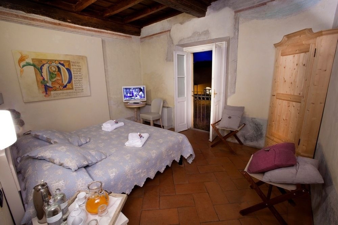 Imagen de la habitación del Hotel Morimondo. Foto 4