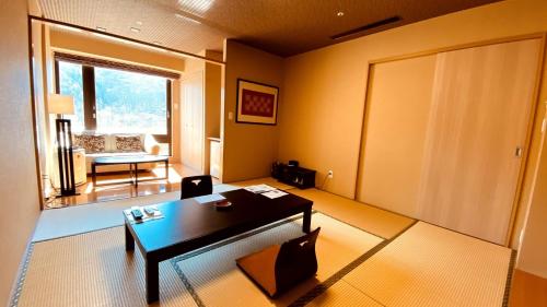 Imagen de la habitación del Hotel Morinokaze Oshuku. Foto 17