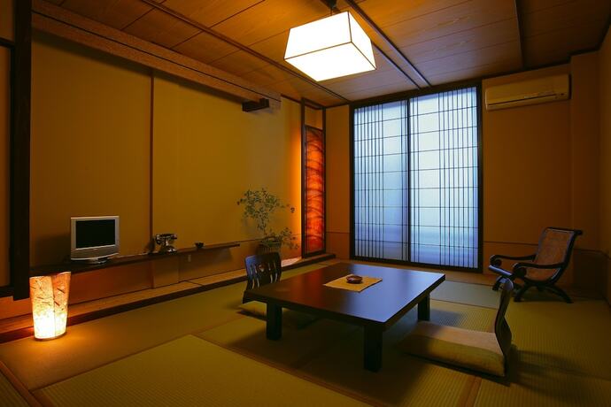 Imagen de la habitación del Hotel Moritaya. Foto 16