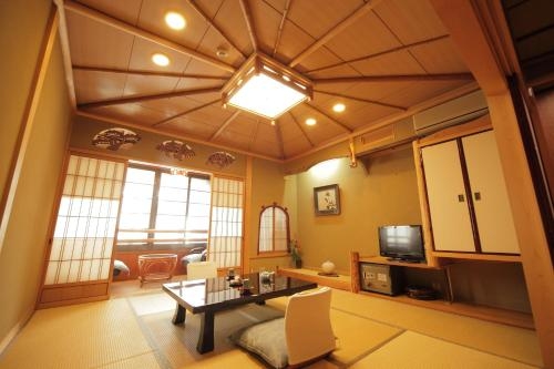 Imagen de la habitación del Hotel Morizuya. Foto 6