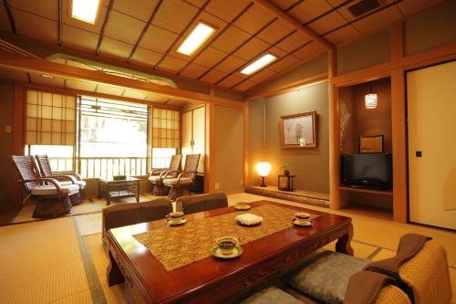 Imagen de la habitación del Hotel Morizuya. Foto 9