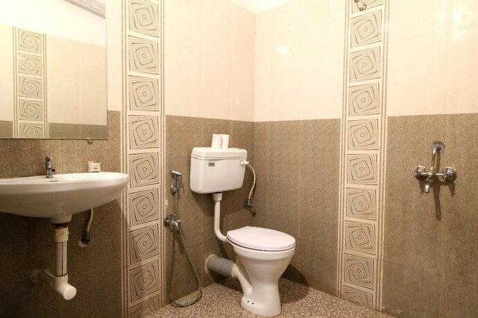 Imagen de la habitación del Hotel Morjim Grand Inn. Foto 16