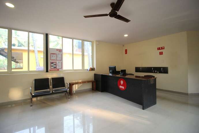 Imagen de los interiores del Hotel Morjim Grand Inn. Foto 19